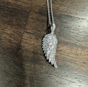 Angel wing pendant with chain